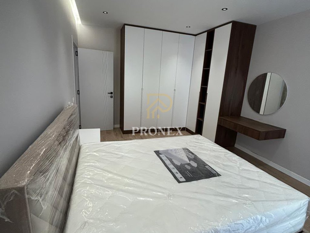 Luxury 1+1 apartment for rent near Dibra Street