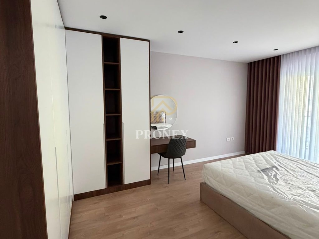 Luxury 1+1 apartment for rent near Dibra Street