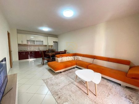 Appartamento, 2+1+2, in affitto nella zona di Astiri, Tirana - 60.000 lek
