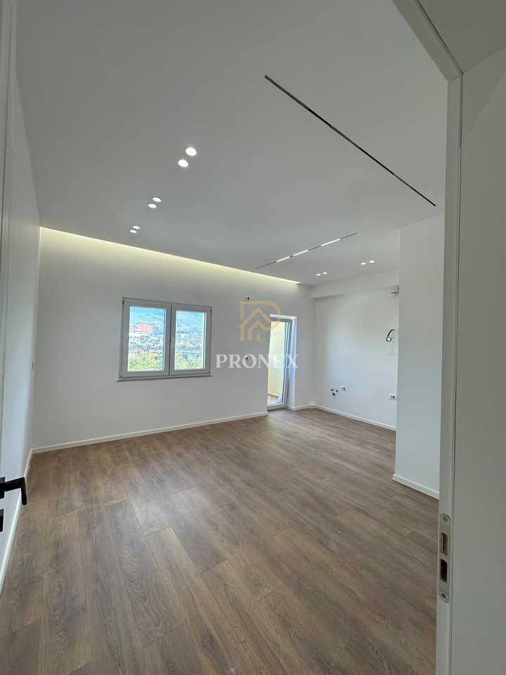 Apartment 1+1 for sale on Bardhyl Street