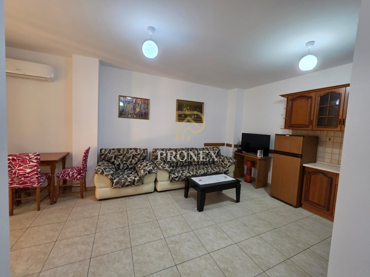 Apartament 1+1, me qira, Bulevardi Zogu i Parë,  45,000 lekë