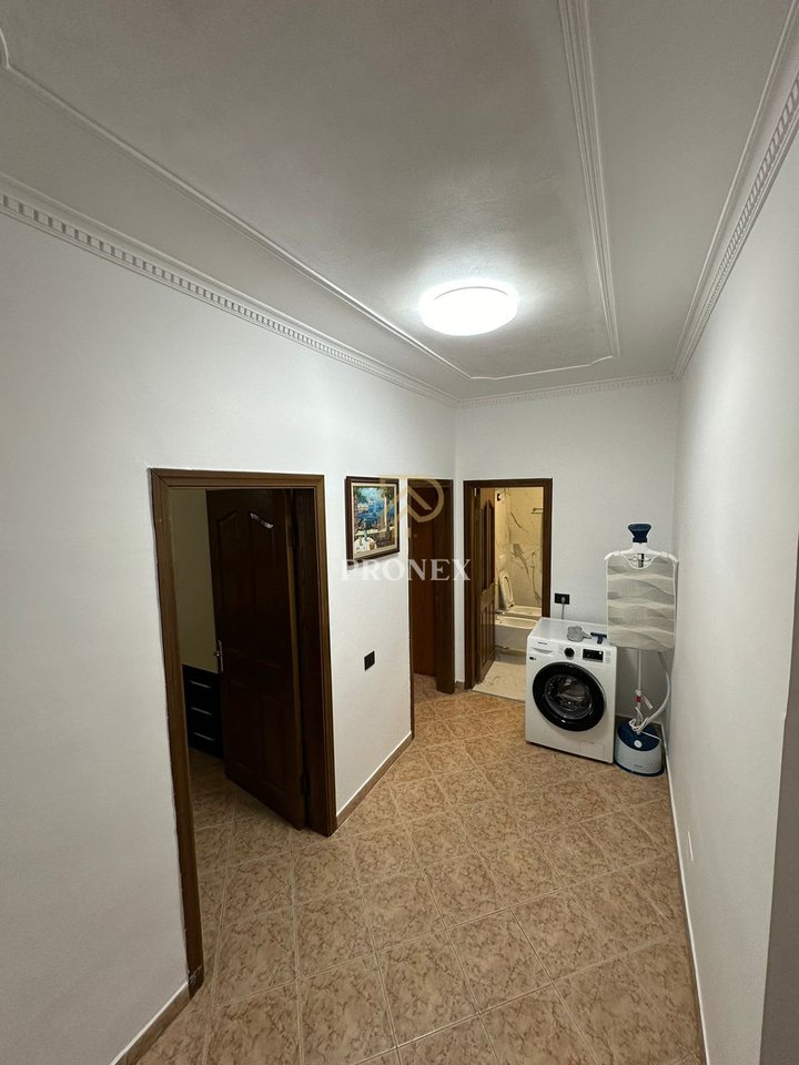 Apartament 2+1+2, me qira, Myslym Shyri, Tiranë - 1000 €
