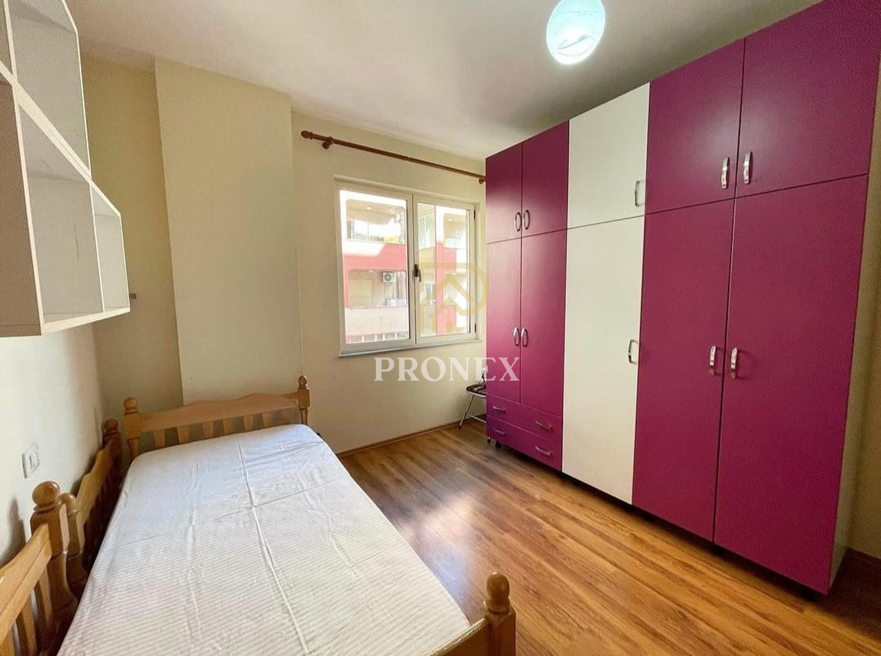 Apartament, 2+1+2, për qera në zonën e Astiri, Tirana - 60,000 lekë