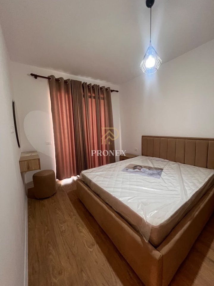 Apartment for rent 1+1 at Zogu I Boulevard
