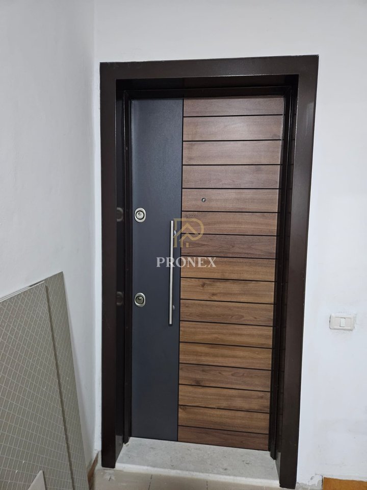 Appartamento 2+1, in affitto, 21 Dhjetori, Tirana - 80.000 lek