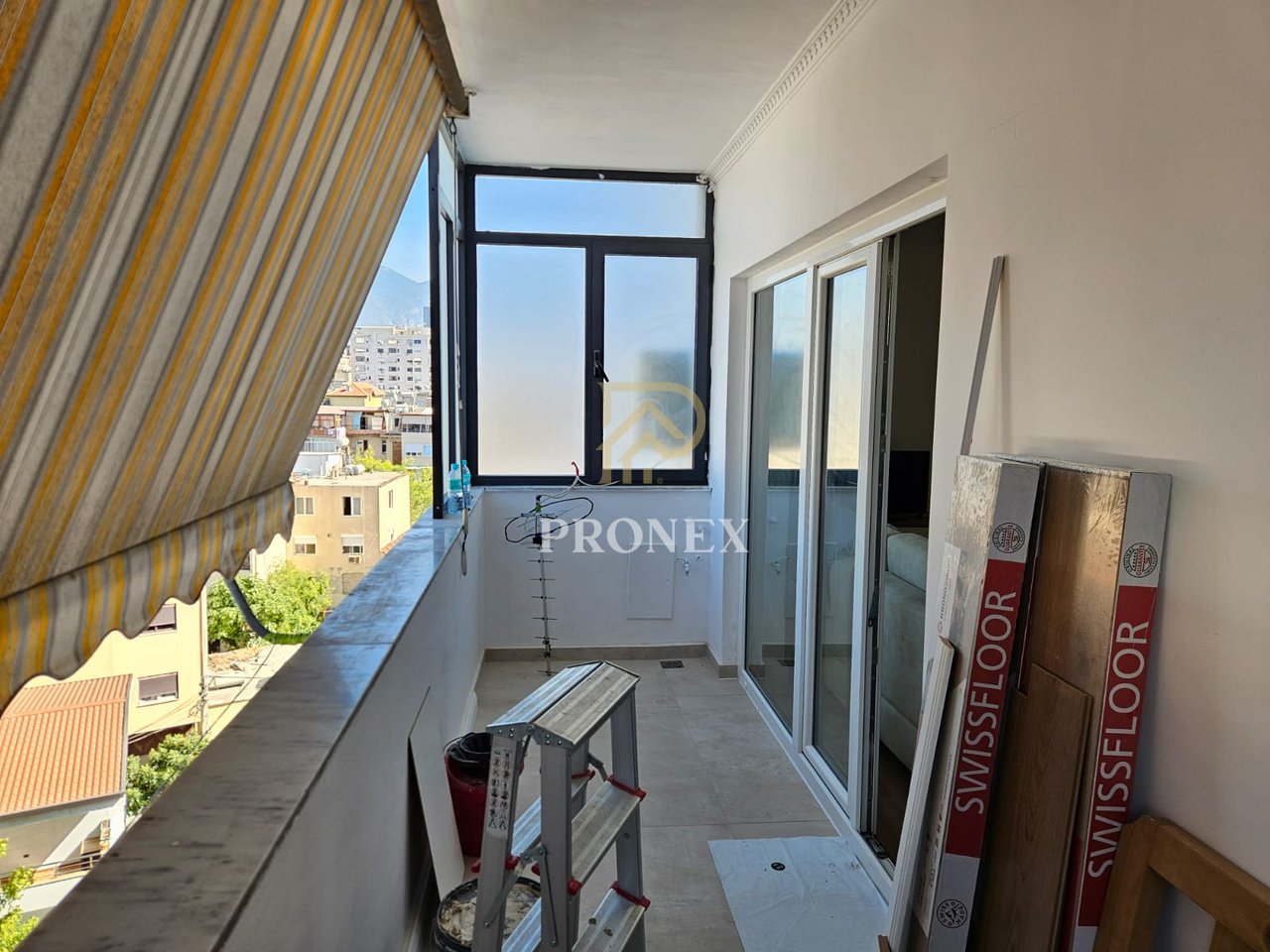 Appartamento 2+1, in affitto, 21 Dhjetori, Tirana - 80.000 lek