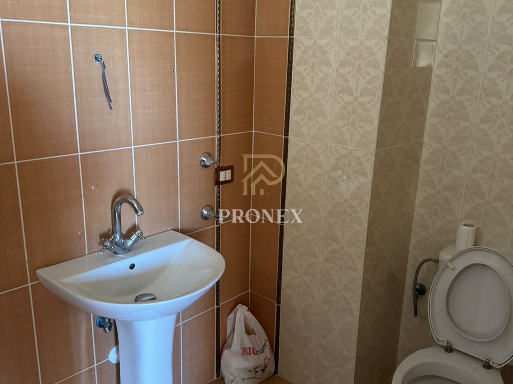 Apartament, 2+1, me qira, per zyre ose banim, Liqeni i Thatë, - 60.000 Leke