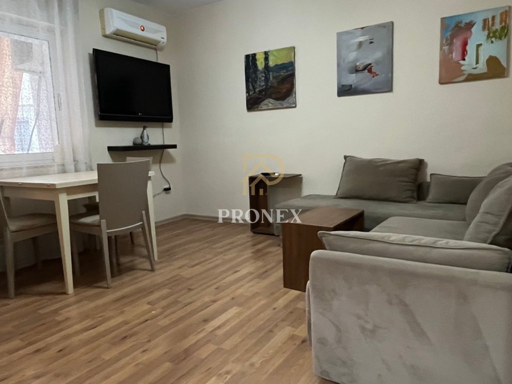 Apartament me qera 2+1 tek Rruga e Durresit