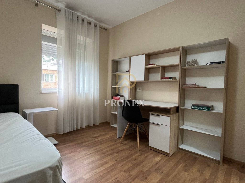 Apartament me qera 2+1 tek Rruga e Durresit