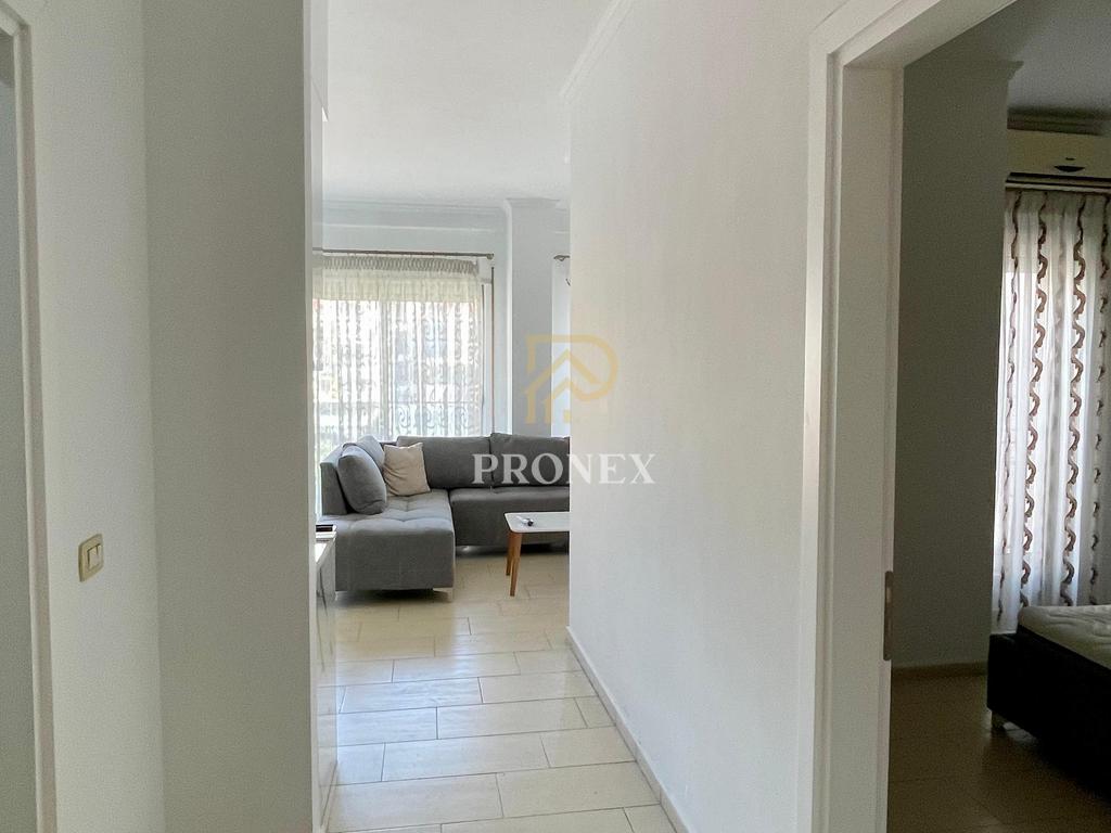 Apartament me qera 1+1 ne Qender, 75.000 Leke