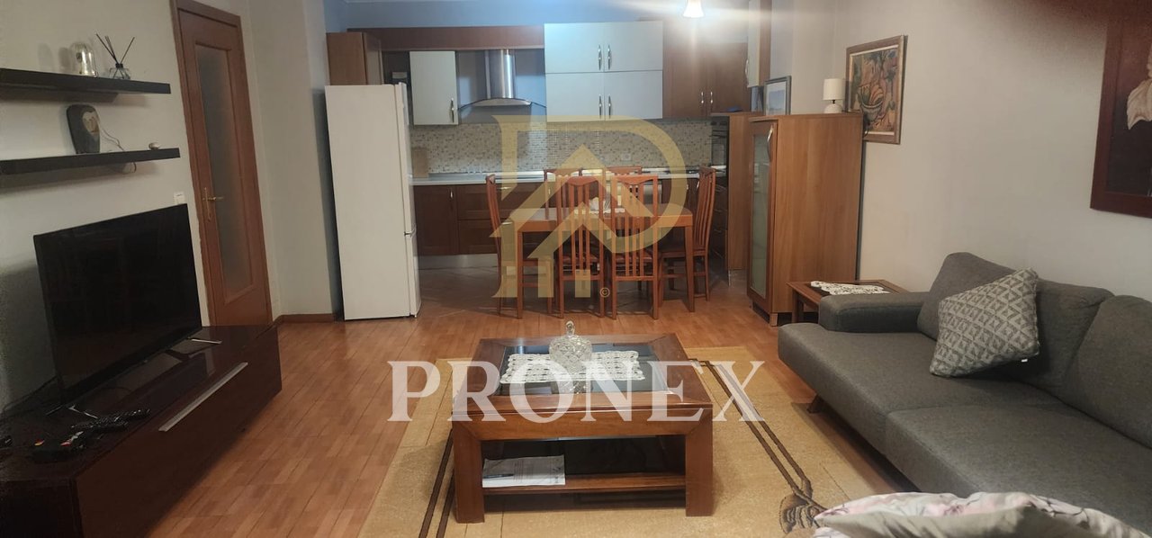 Appartamento, 2+1+2, in affitto, a Tirana, RTSH, Liceo, Via Themistokli Germenji - 800,00 €