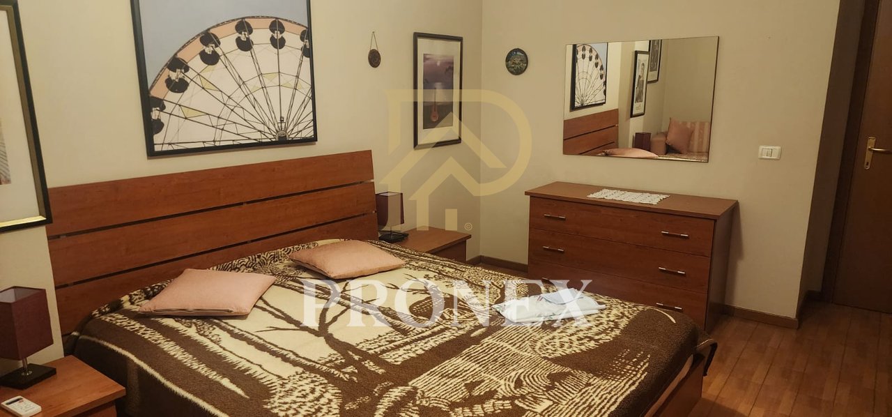 Appartamento, 2+1+2, in affitto, a Tirana, RTSH, Liceo, Via Themistokli Germenji - 800,00 €