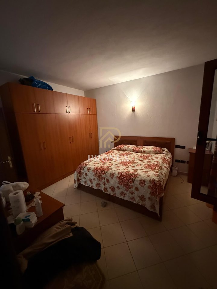 Vile 2+1+2, me qira në Sauk, Tirane - € 550 EUR