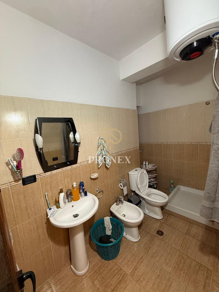 Vile 2+1+2, me qira në Sauk, Tirane - € 550 EUR