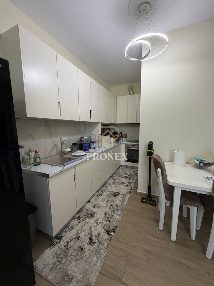 Apartment 2+1, for rent, Rruga e Dibrës, 1000 €