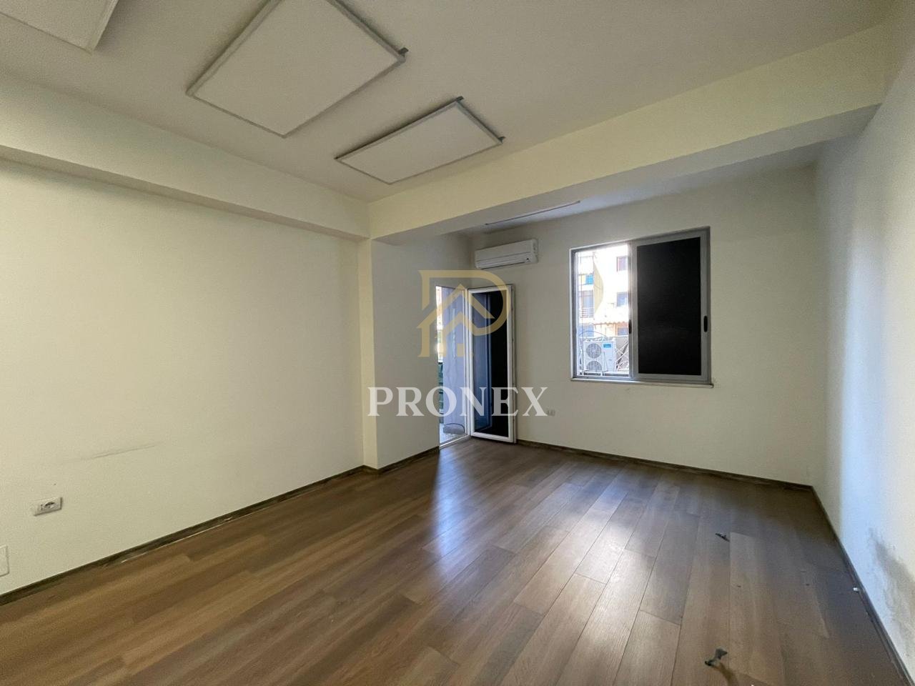 Office 2+1 for rent, Kavaja Street, 650 €