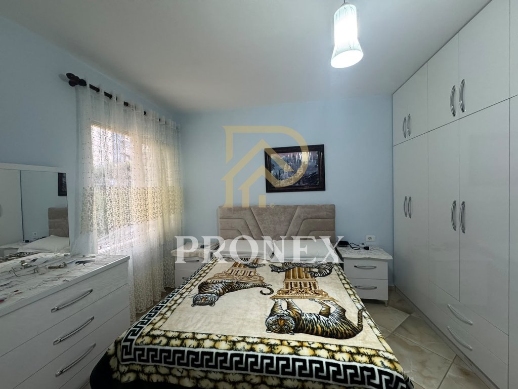 Apartament, 2+2, në shitje, Fresku,- 16.000.000 Leke