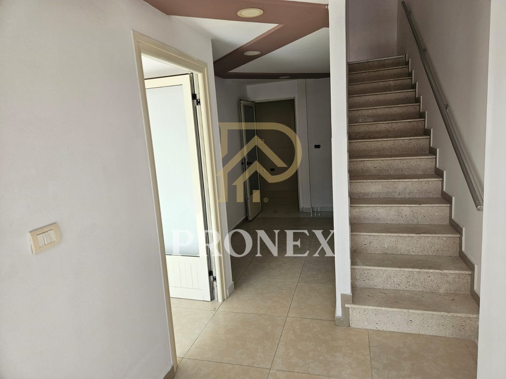 Dyqan, 3+1 për qira, në 21-Dhjetori, Tiranë- € 1000