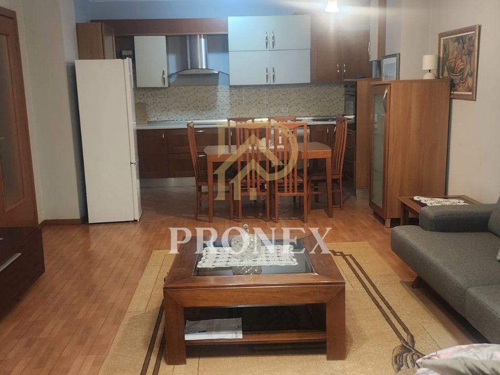 Apartament, 2+1+2, me qira, në Tiranë, RTSH, Liceu, Rruga Themistokli Gërmenji - 800.00 €