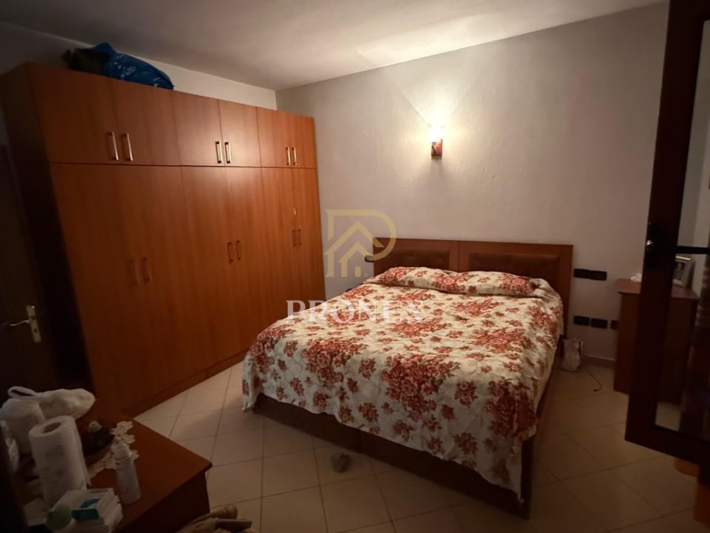 Vile 2+1+2, me qira në Sauk, Tirane - € 550 EUR