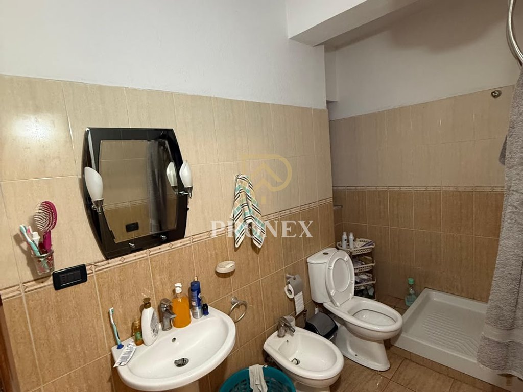 Vile 2+1+2, me qira në Sauk, Tirane - € 550 EUR