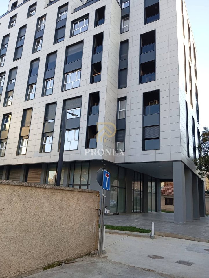 Appartamento 1+1, in affitto a Pazari i ri, Tirana - 70.000 lek