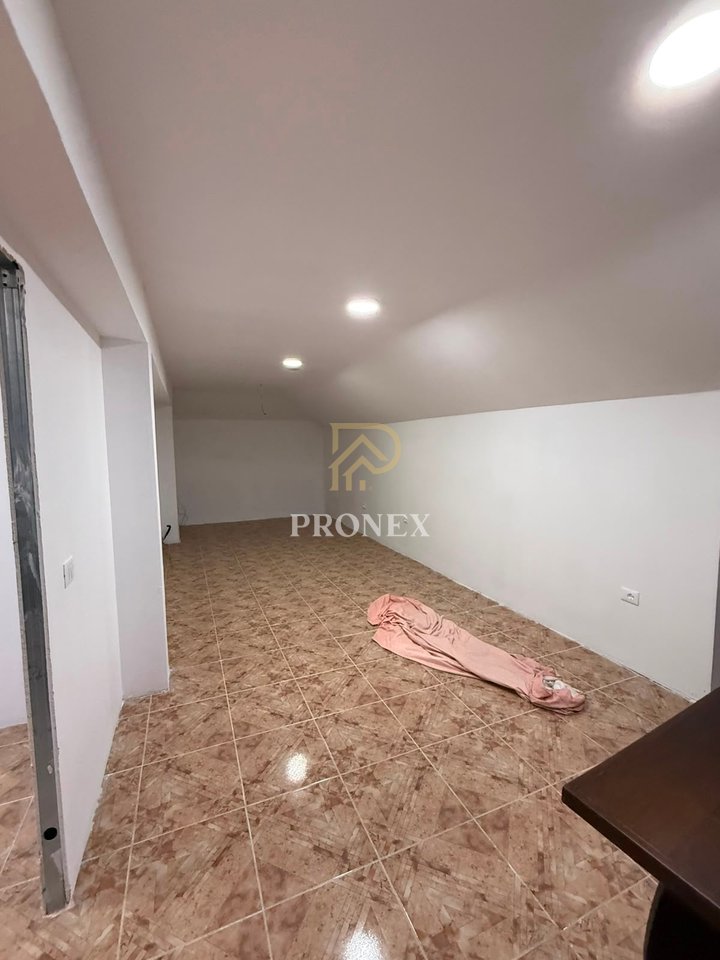 Villa in affitto a Allias, Tirana - € 2300 o 200.000 lekë