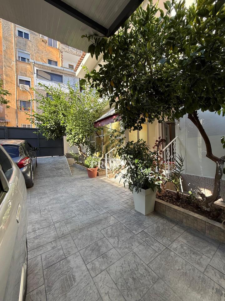 Vilë, 2+1+ Depo, me qira, Materniteti i Ri, - 1100 €