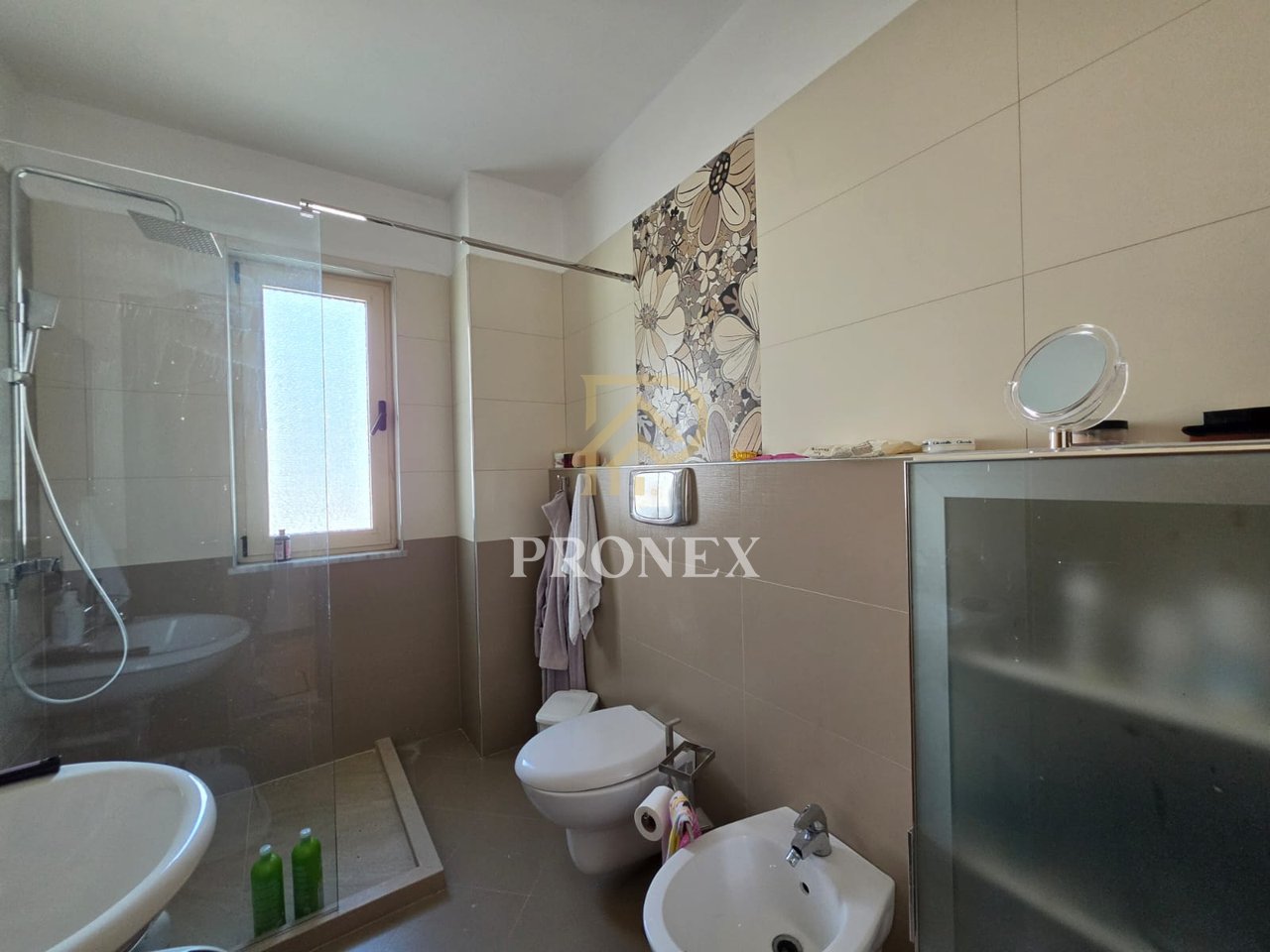 Penthouse for sale at Kodra e Diellit, - 36,000,000 lekë