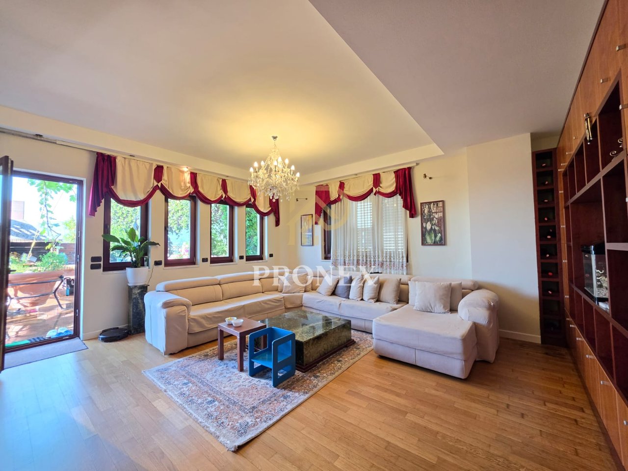 Penthouse for sale at Kodra e Diellit, - 36,000,000 lekë