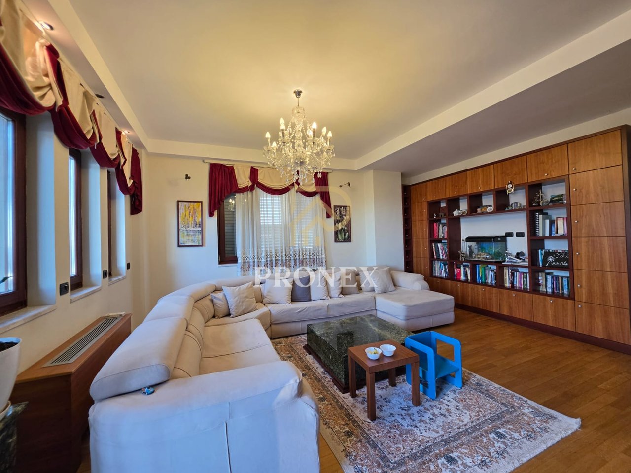 Penthouse for sale at Kodra e Diellit, - 36,000,000 lekë