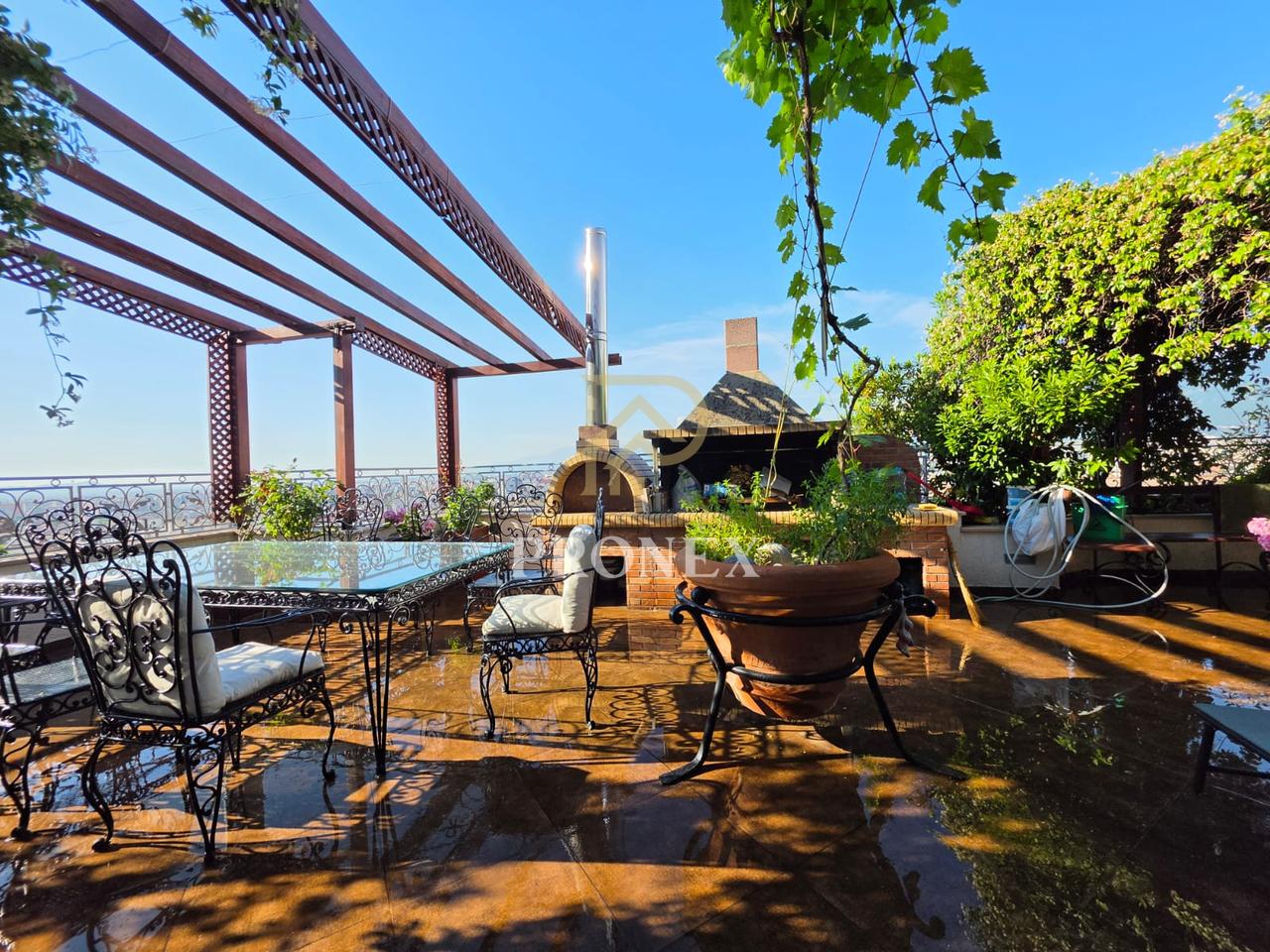 Penthouse for sale at Kodra e Diellit, - 36,000,000 lekë