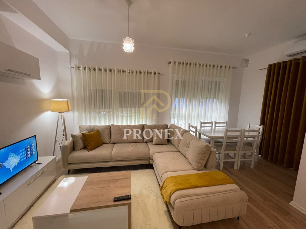 Apartament me qera 2+1 ne Ali Dem tek Kompleksi Mangalem