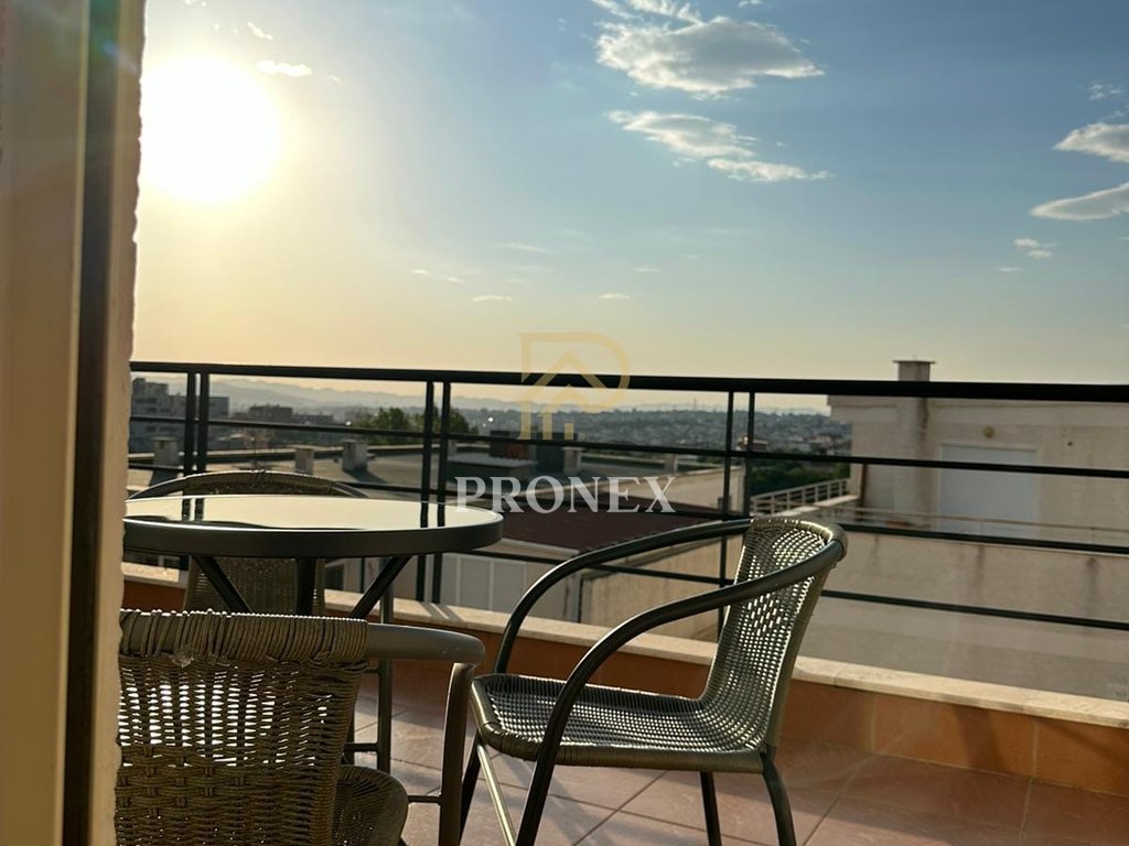 Duplex 2+1+2, me qira në Fresk, Tirana - 50,000 LEKË
