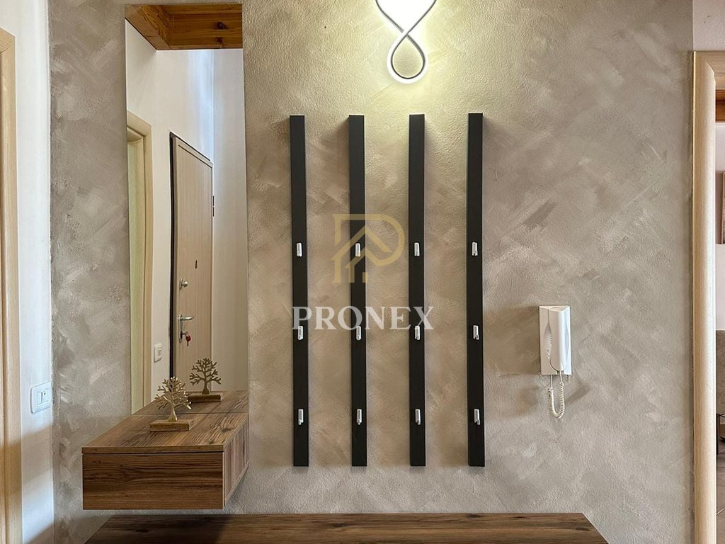 Duplex 2+1+2, me qira në Fresk, Tirana - 50,000 LEKË
