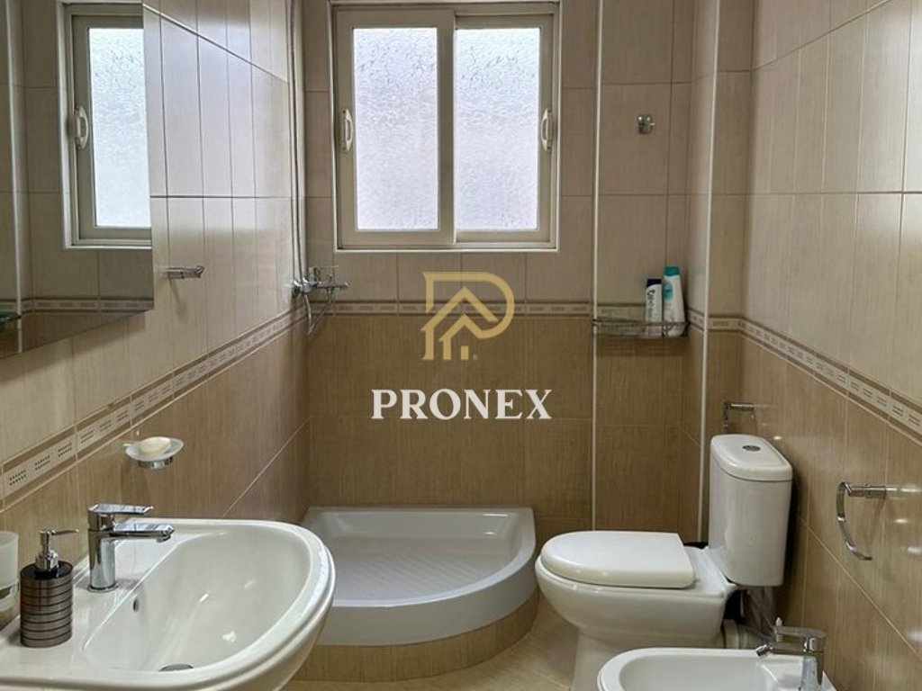 Duplex 2+1+2, me qira në Fresk, Tirana - 50,000 LEKË