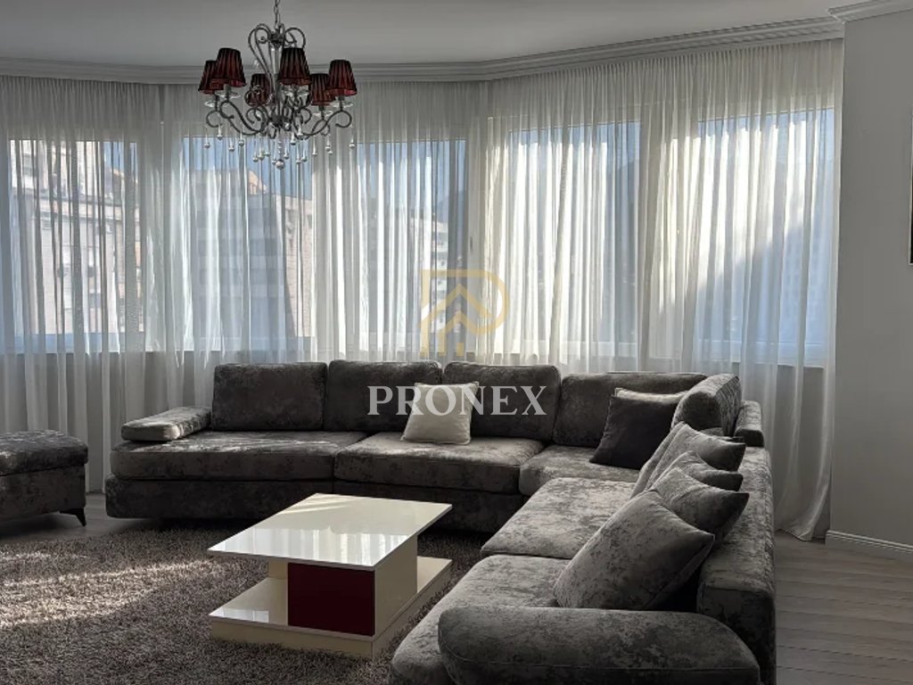 Apartament 3+1, me qira, Kompleksi Delijorgji, Tiranë - 120,000 lekë