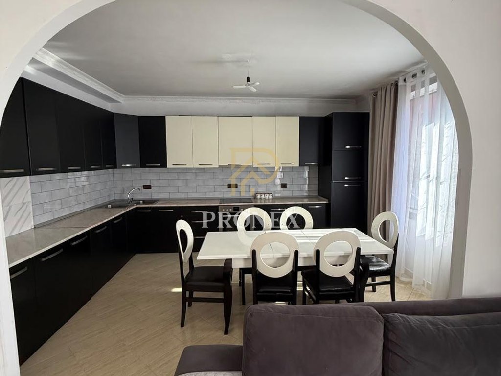 Apartament, 2+1, me qira, Vasil Shanto, Tirana - 70,000 leke