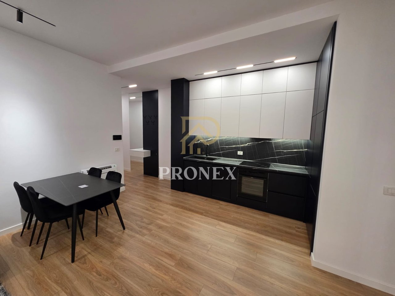 Jepet me qira apartament 1+1 ne Tirane, Kompleksi Delijorgji - 100.000 LEKe