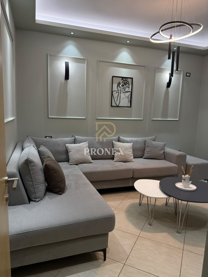 Jepet me qira apartament 1+1 ne Vasil Shanto, Rruga Jusuf Vrioni - 800 €