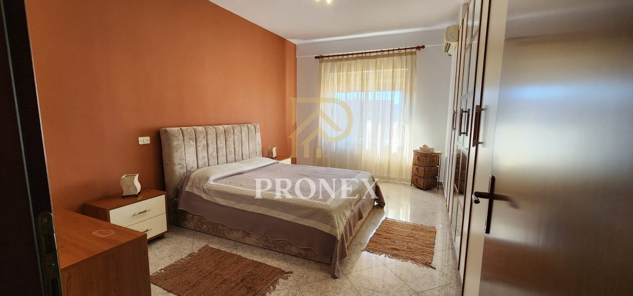 1+1 apartment for rent in New Bazaar, Hoxha Tahsim Street - 67,000 lekë