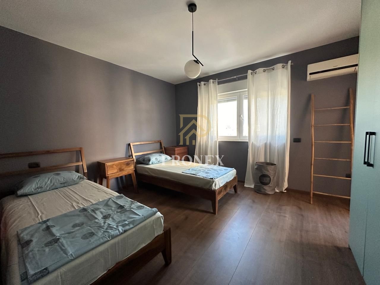 Apartament me qera 2+1 ne Myslym Shyri