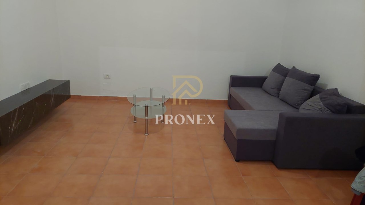 Apartament me qera 2+1 ne Astir