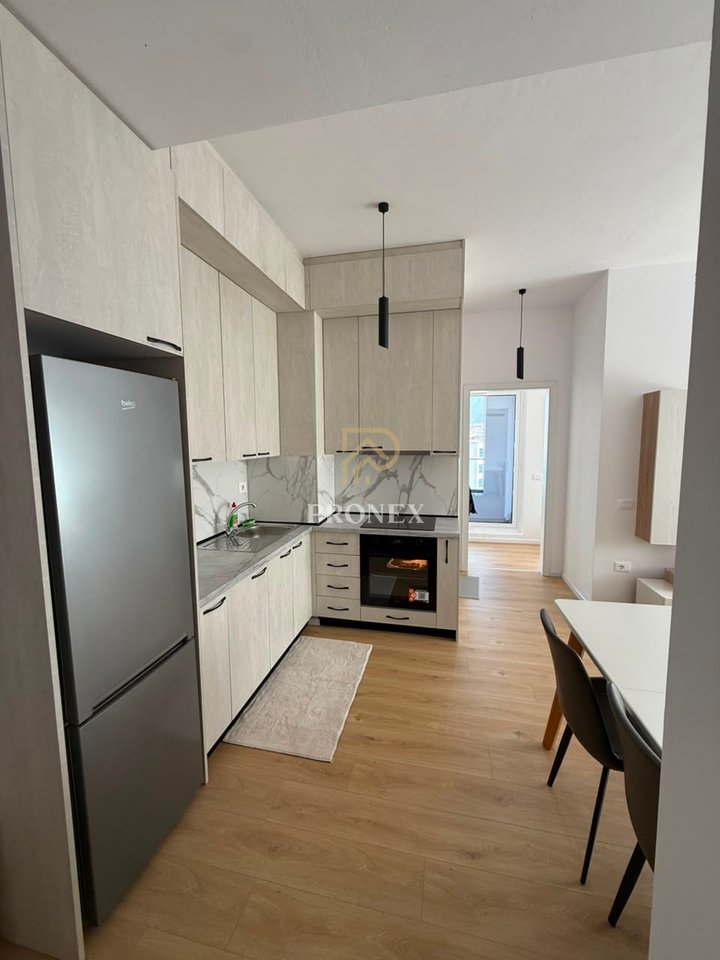 Apartament me qera 1+1 ne Ali Dem tek Kompleksi Kadiu