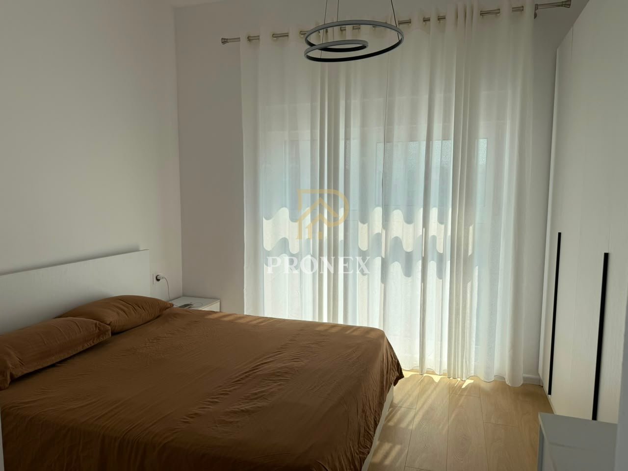 Apartament me qera 1+1 ne Ali Dem tek Kompleksi Kadiu