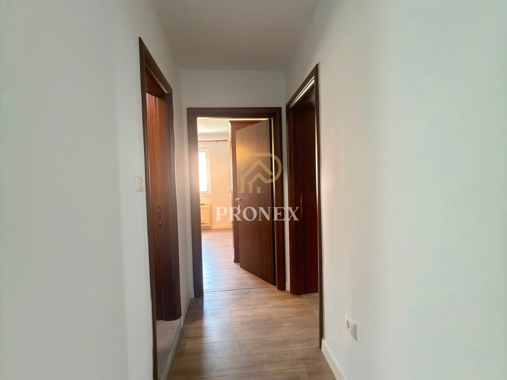 Apartament 2+1+2+Parking per qira tek Komuna e Parisit
