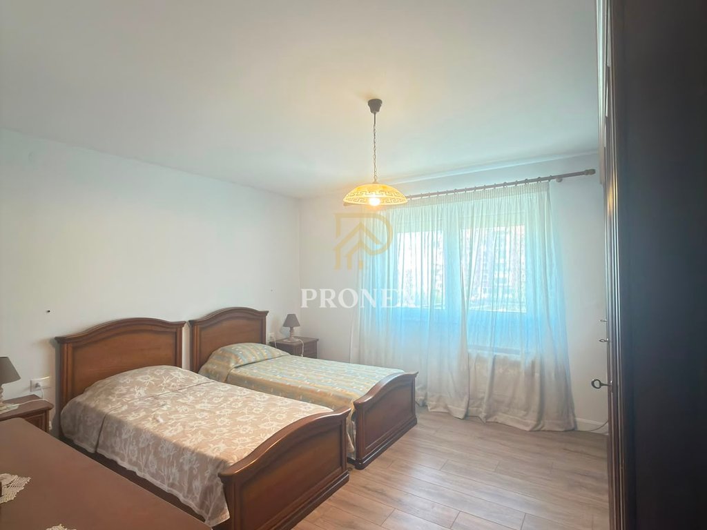 Apartament 2+1+2+Parking per qira tek Komuna e Parisit