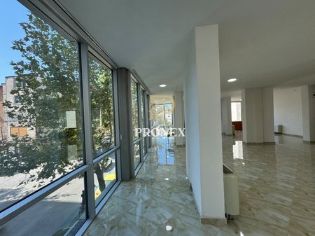 Ambient Komercial me qira në Durrës