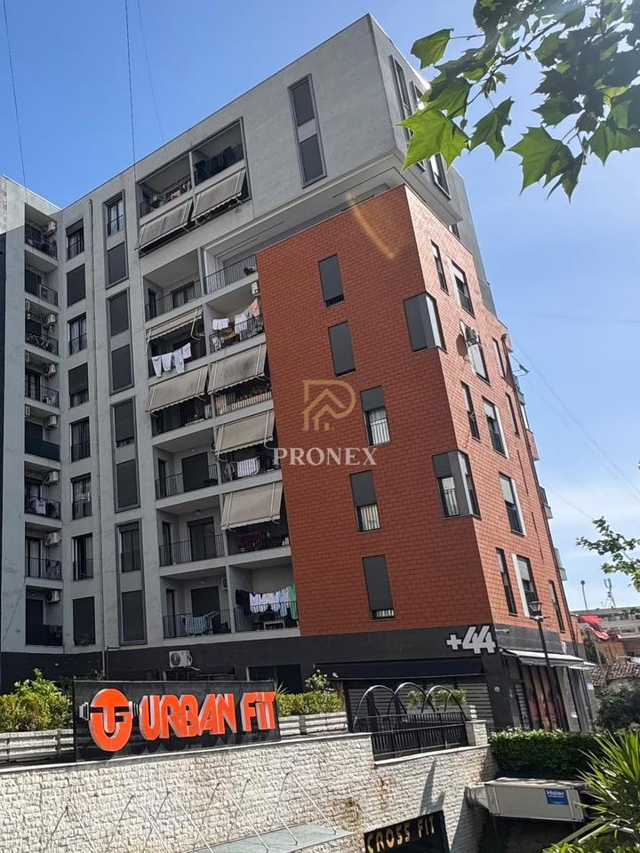 Apartament me qera 1+1 tek Stacioni i Trenit