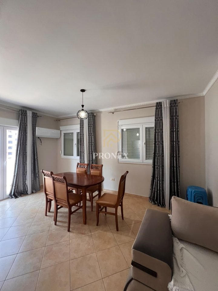 Apartament me qera 2+1 ne Astir